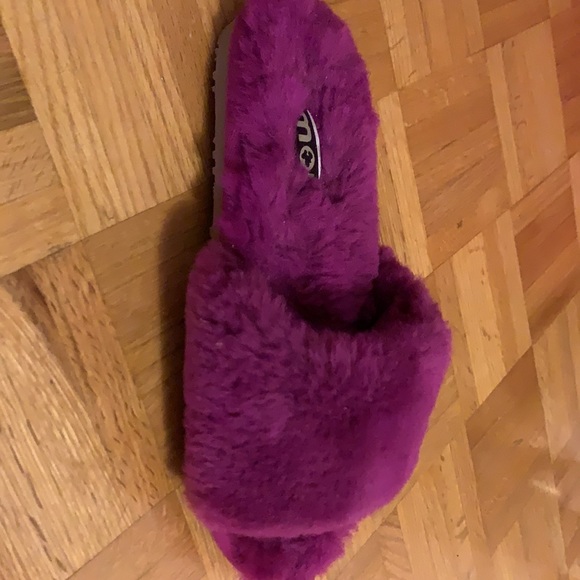 MOU Sheepskin fur slide slipper - Picture 3 of 4